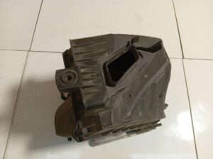 038133837N CARCASA FILTRU AER AUDI A4 B5 SI B7